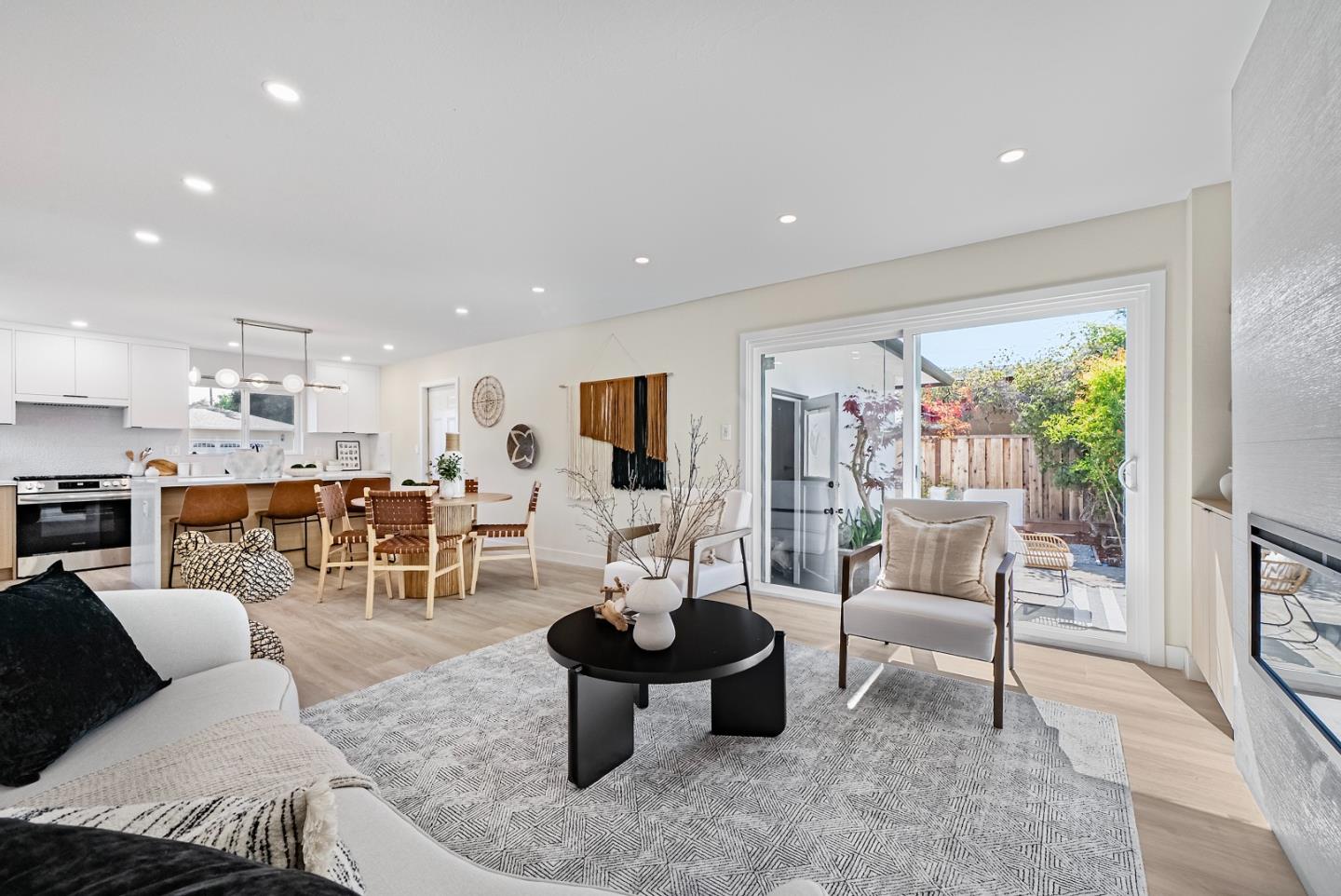 Detail Gallery Image 2 of 55 For 1129 Lexington Dr, Sunnyvale,  CA 94087 - 3 Beds | 2 Baths