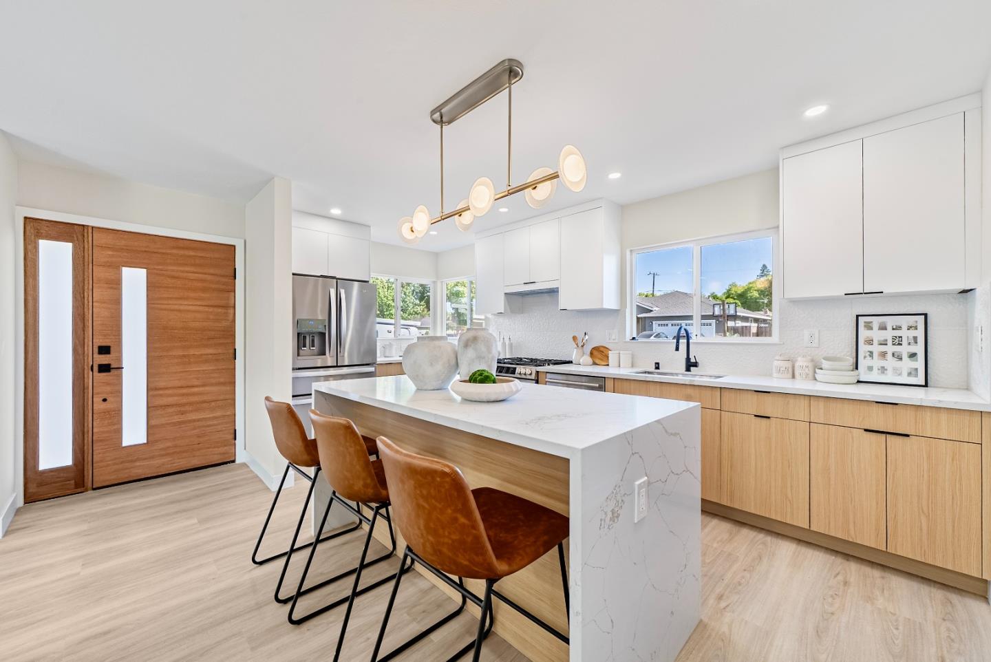 Detail Gallery Image 9 of 55 For 1129 Lexington Dr, Sunnyvale,  CA 94087 - 3 Beds | 2 Baths
