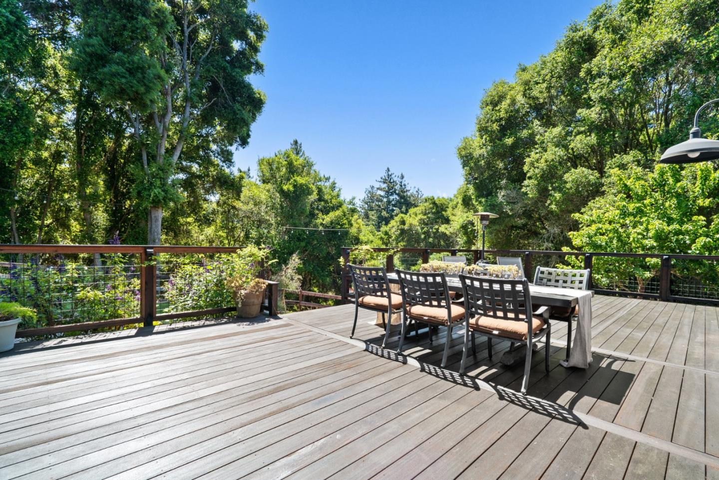 Detail Gallery Image 45 of 86 For 995 Old Farm Ln, Aptos,  CA 95003 - 3 Beds | 3 Baths