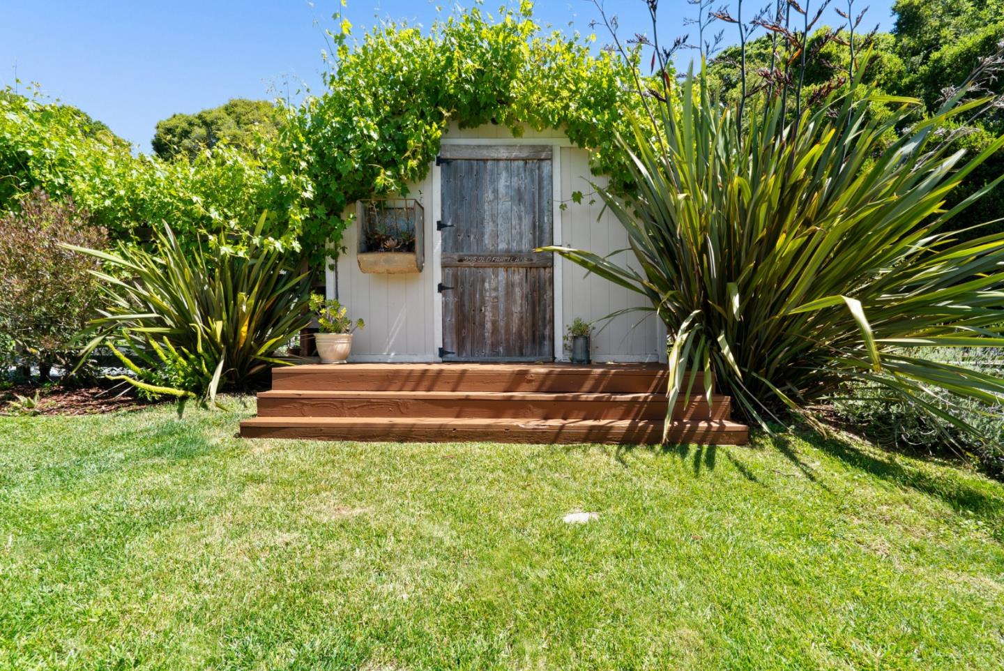 Detail Gallery Image 51 of 86 For 995 Old Farm Ln, Aptos,  CA 95003 - 3 Beds | 3 Baths