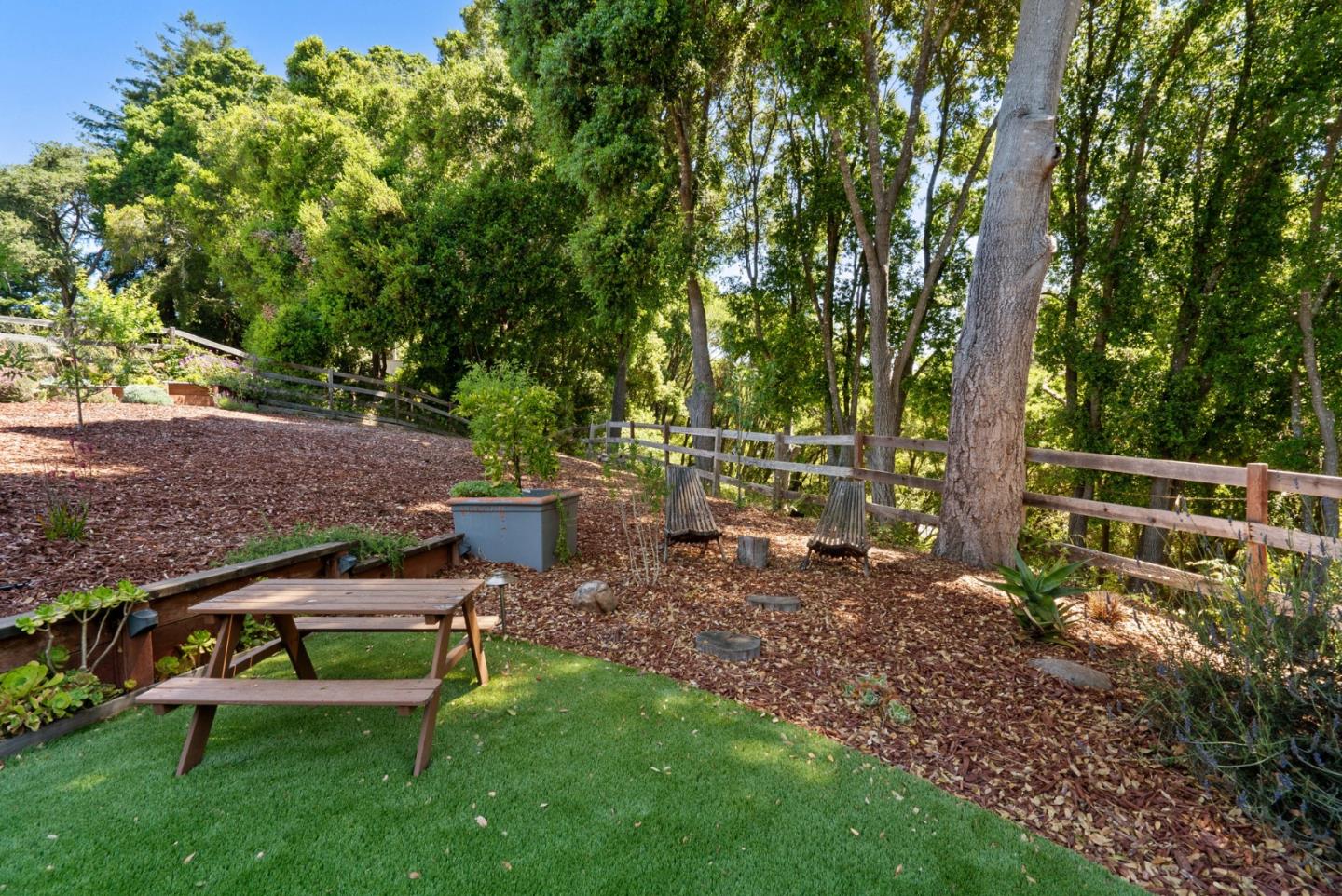 Detail Gallery Image 53 of 86 For 995 Old Farm Ln, Aptos,  CA 95003 - 3 Beds | 3 Baths