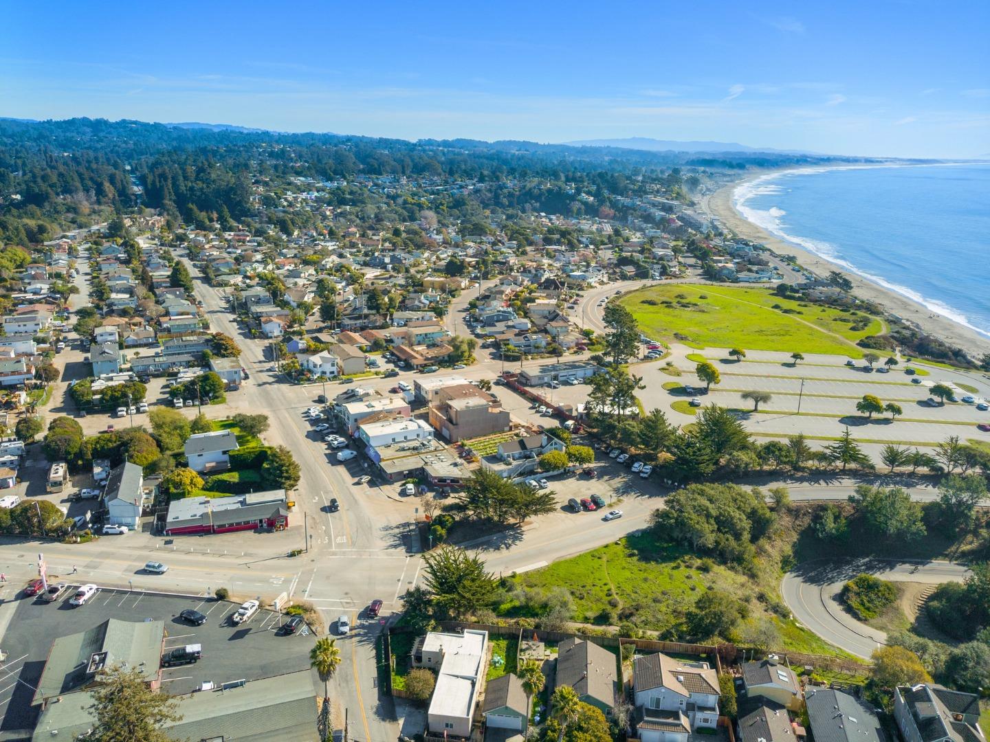 Detail Gallery Image 83 of 86 For 995 Old Farm Ln, Aptos,  CA 95003 - 3 Beds | 3 Baths