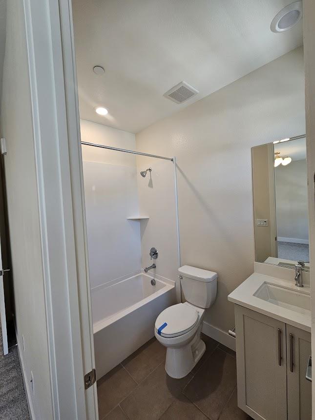 Detail Gallery Image 15 of 20 For 122 Ranch Ln, Mountain View,  CA 94040 - 3 Beds | 3/1 Baths