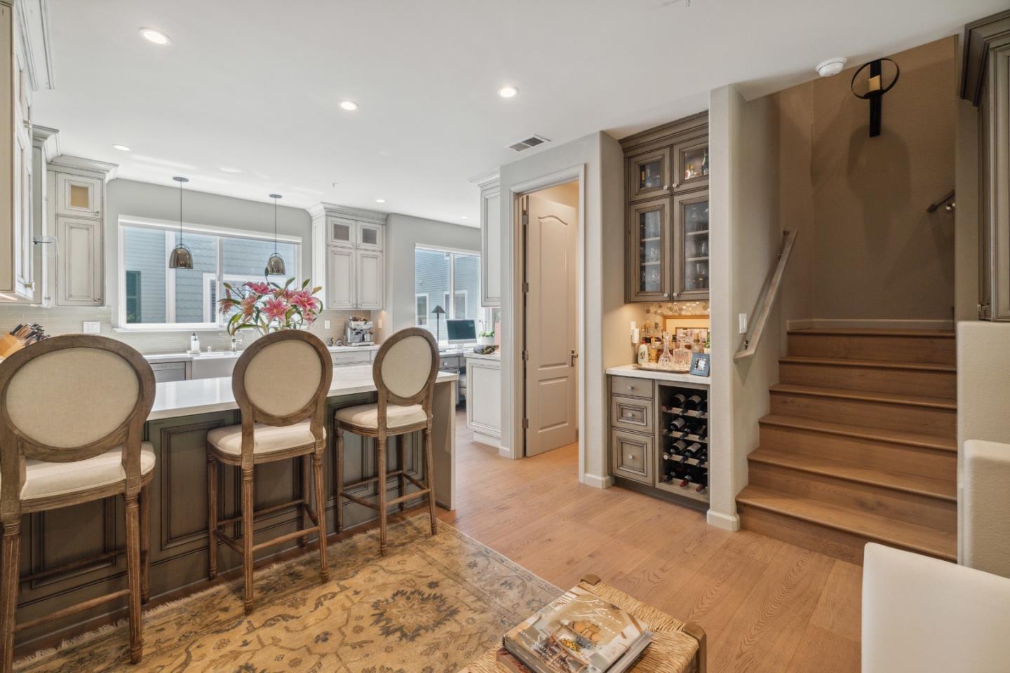 Detail Gallery Image 12 of 72 For 113 Claremont Ter, Santa Cruz,  CA 95060 - 2 Beds | 2/1 Baths