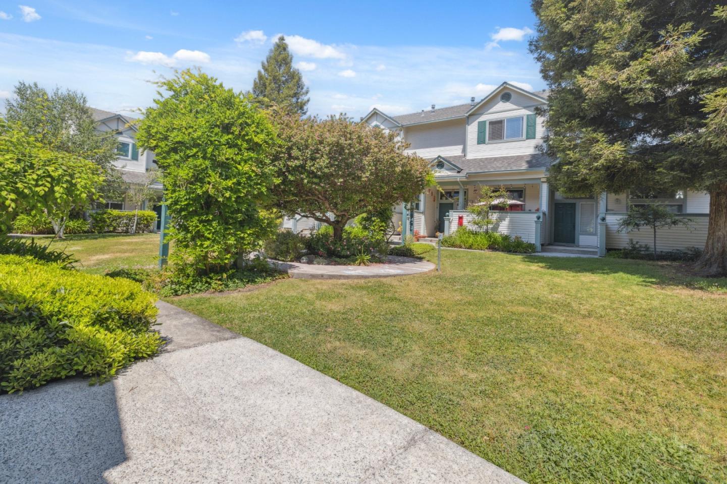 Detail Gallery Image 35 of 72 For 113 Claremont Ter, Santa Cruz,  CA 95060 - 2 Beds | 2/1 Baths