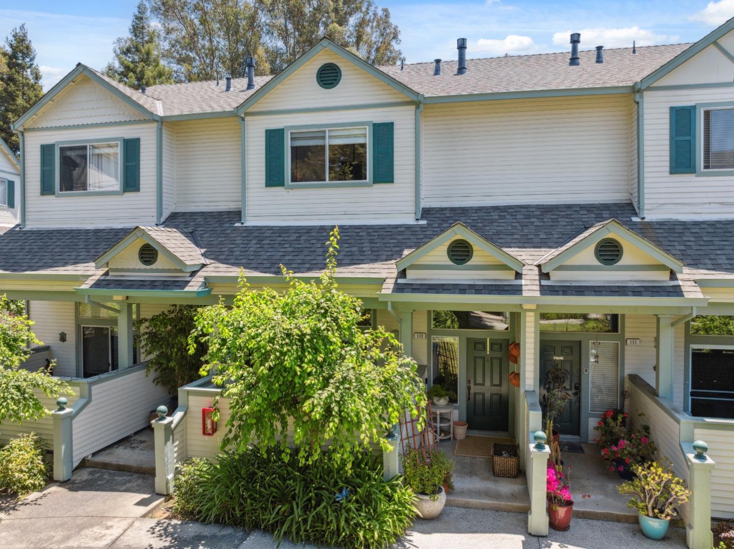 Detail Gallery Image 42 of 72 For 113 Claremont Ter, Santa Cruz,  CA 95060 - 2 Beds | 2/1 Baths