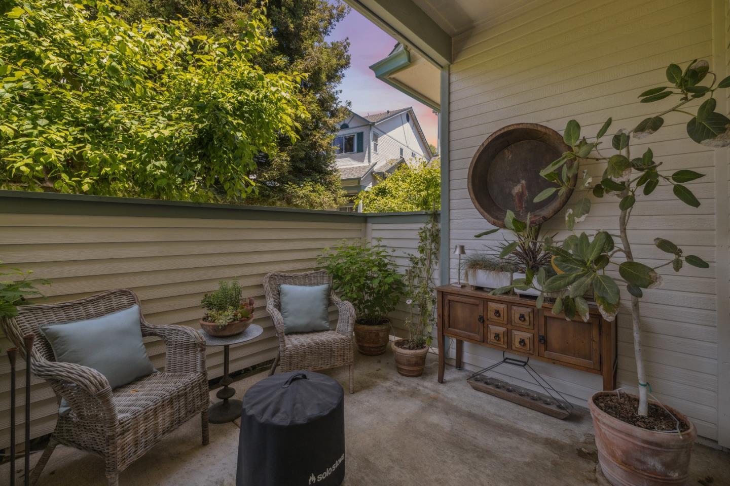 Detail Gallery Image 51 of 72 For 113 Claremont Ter, Santa Cruz,  CA 95060 - 2 Beds | 2/1 Baths