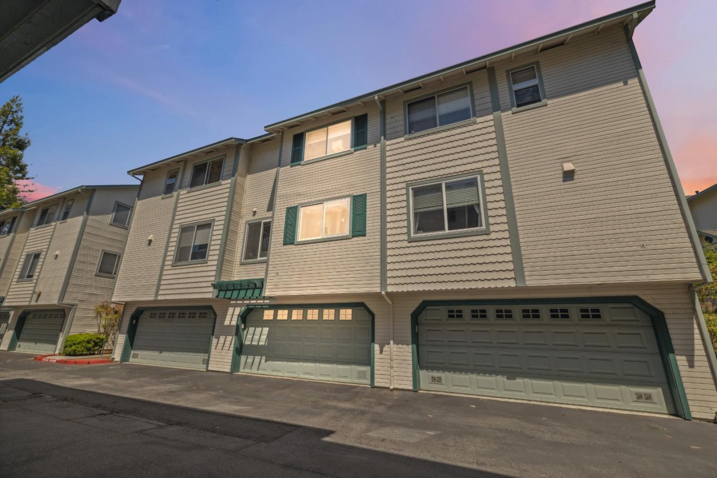 Detail Gallery Image 54 of 72 For 113 Claremont Ter, Santa Cruz,  CA 95060 - 2 Beds | 2/1 Baths