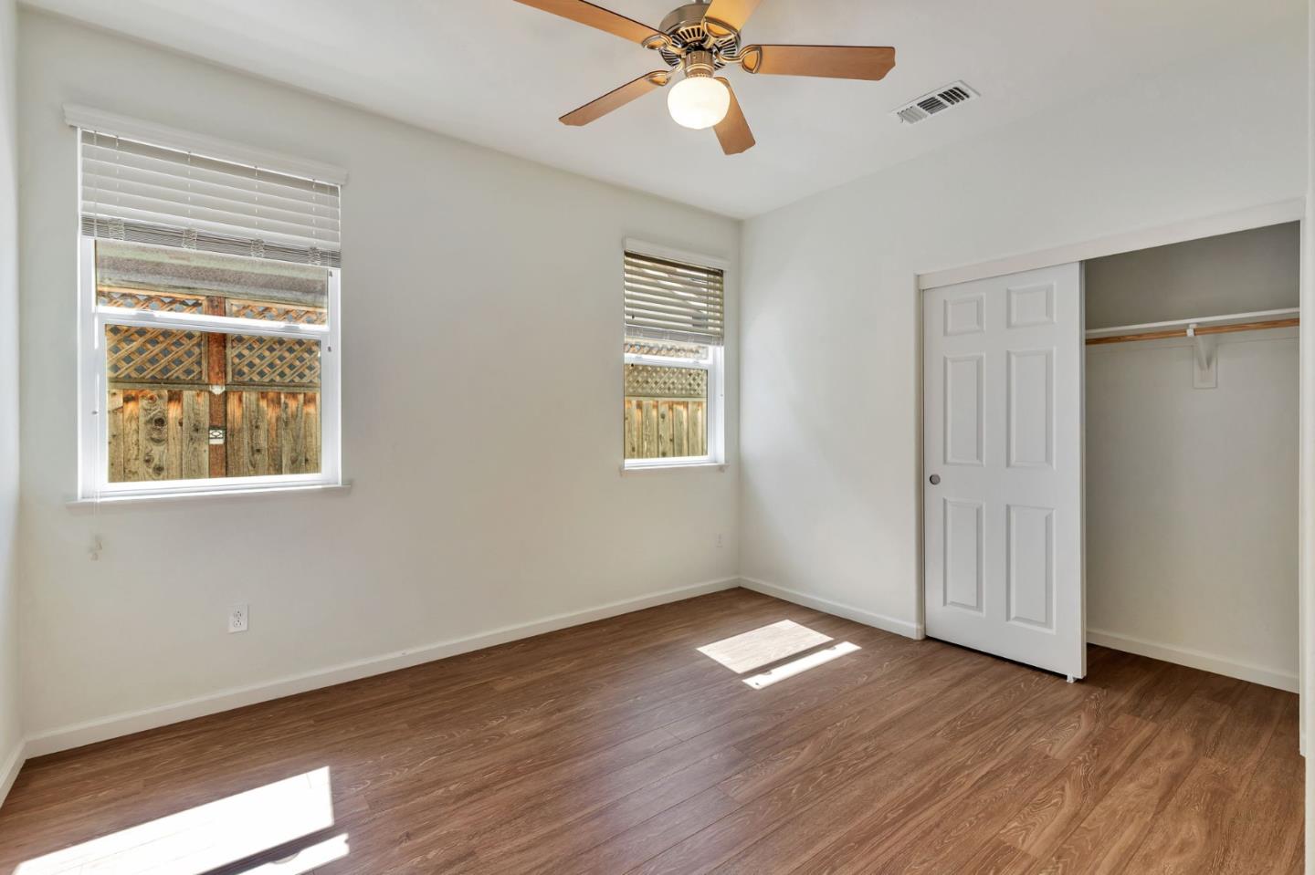 Detail Gallery Image 15 of 26 For 1254 Steinbeck Dr, Hollister,  CA 95023 - 3 Beds | 2 Baths