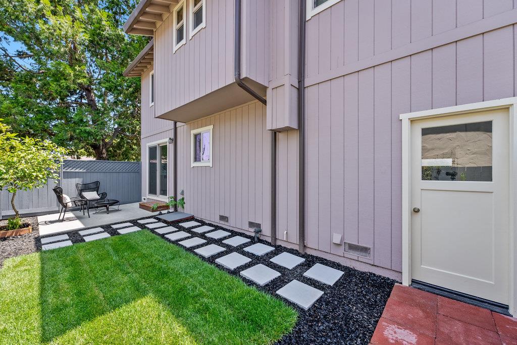 Detail Gallery Image 12 of 36 For 751 7th Ave, Santa Cruz,  CA 95062 - 2 Beds | 2/1 Baths