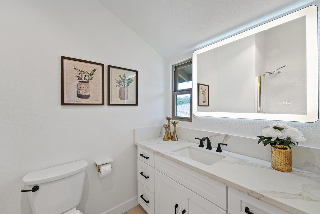 Detail Gallery Image 19 of 36 For 751 7th Ave, Santa Cruz,  CA 95062 - 2 Beds | 2/1 Baths