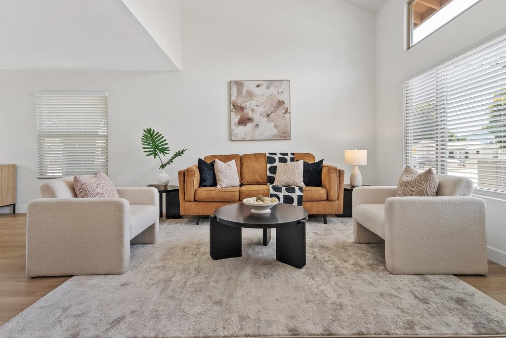 Detail Gallery Image 2 of 36 For 751 7th Ave, Santa Cruz,  CA 95062 - 2 Beds | 2/1 Baths