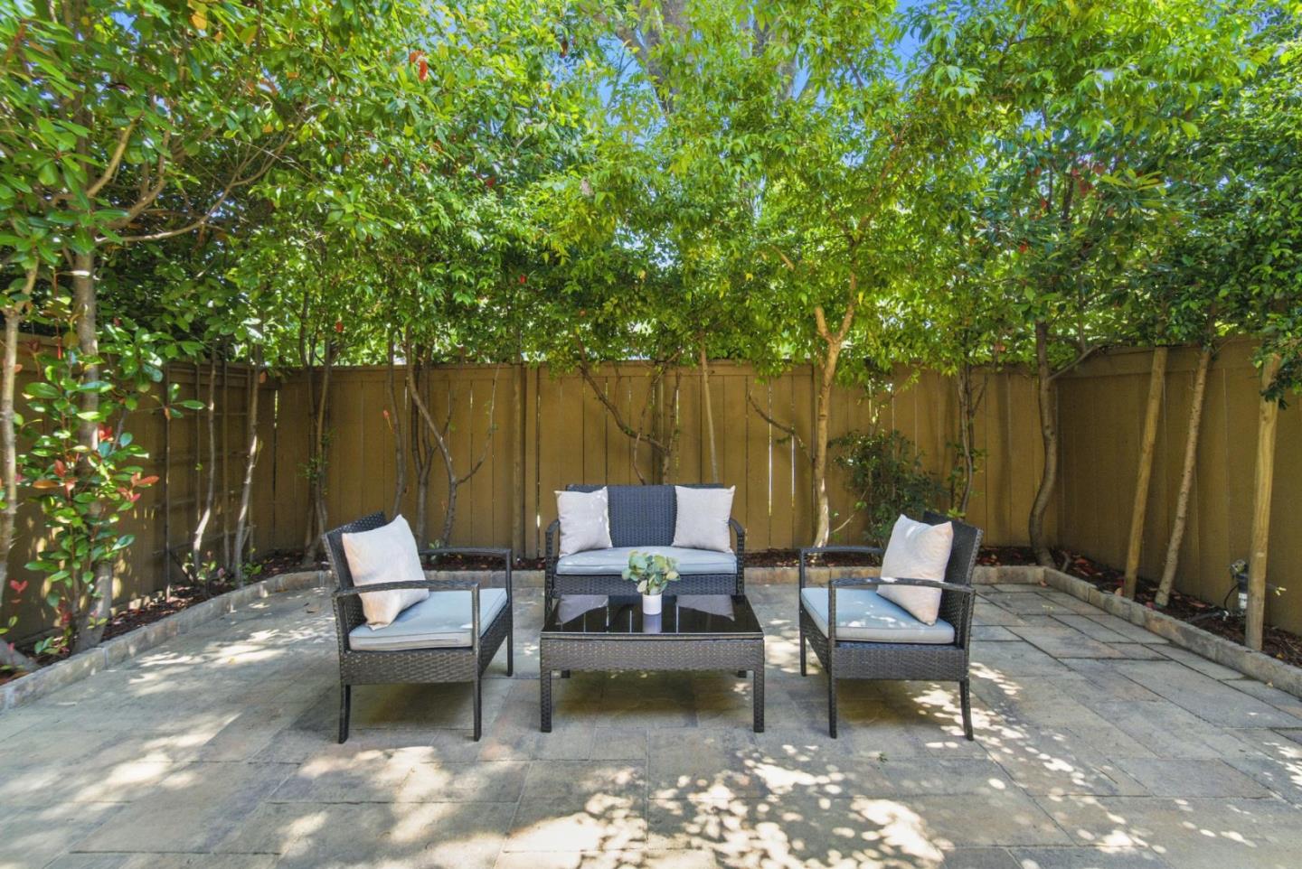Detail Gallery Image 22 of 26 For 2082 Wente Way, San Jose,  CA 95125 - 2 Beds | 2/1 Baths