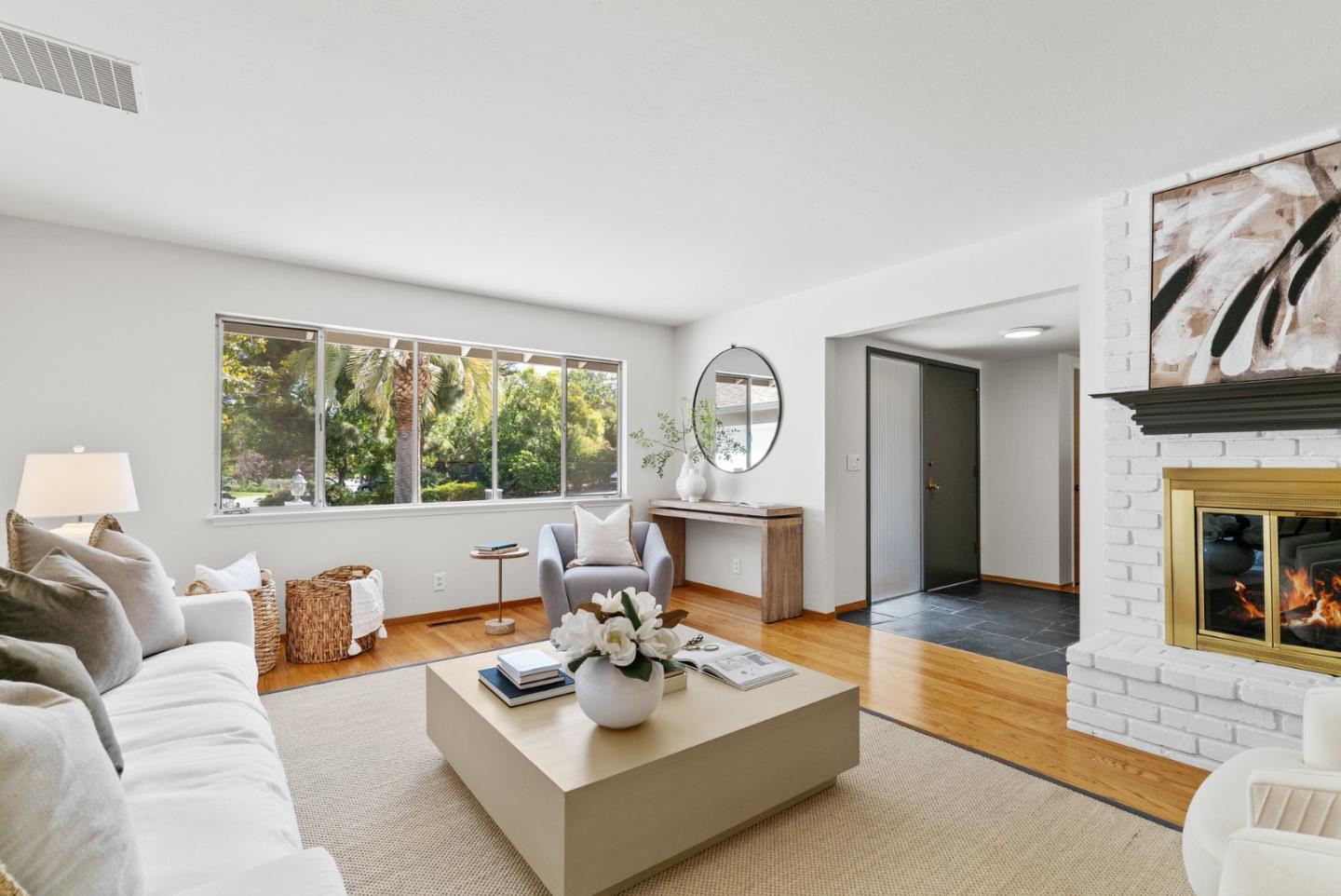 Detail Gallery Image 11 of 46 For 2050 Wooded Glen Dr, Los Altos,  CA 94024 - 3 Beds | 2/1 Baths