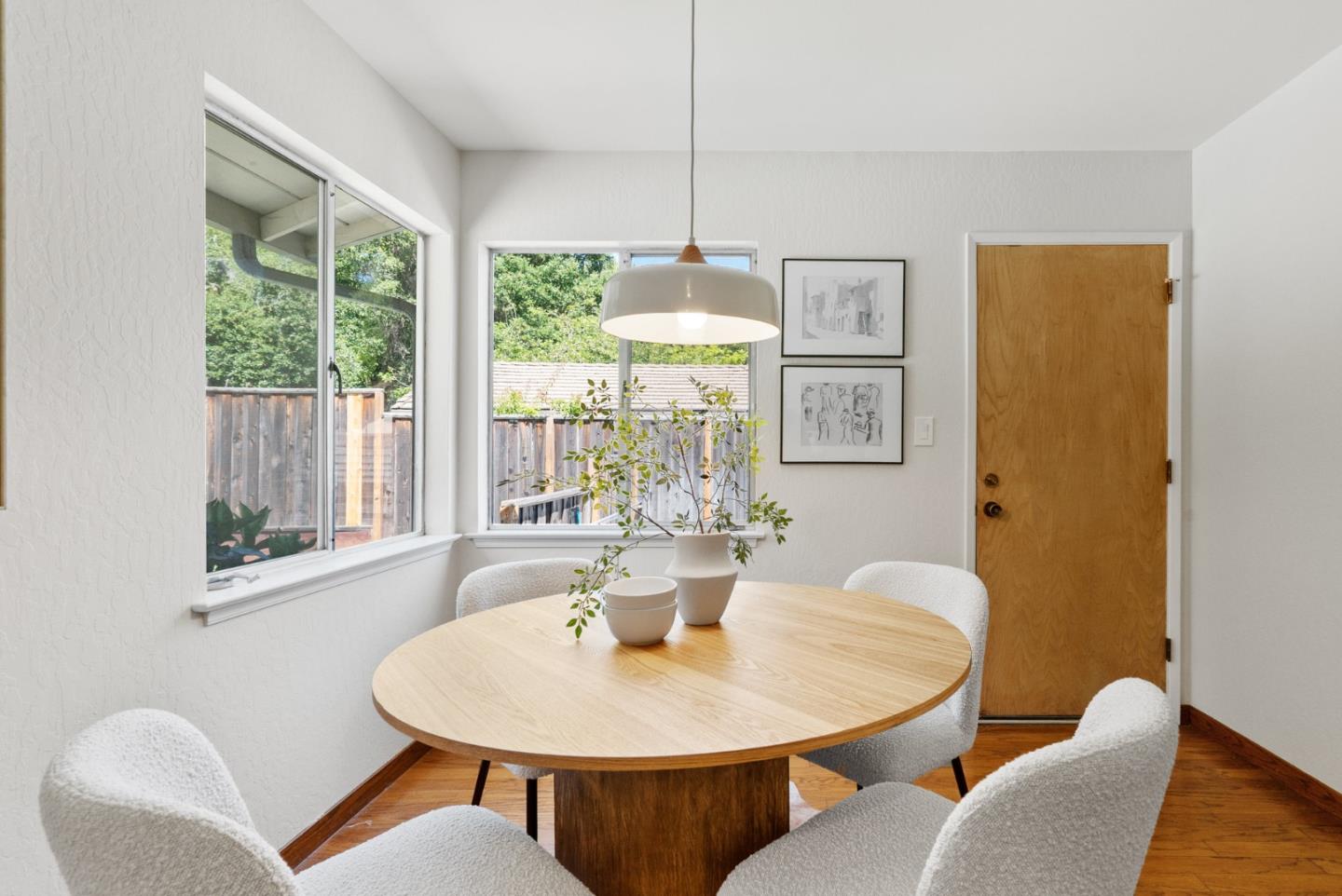 Detail Gallery Image 26 of 46 For 2050 Wooded Glen Dr, Los Altos,  CA 94024 - 3 Beds | 2/1 Baths