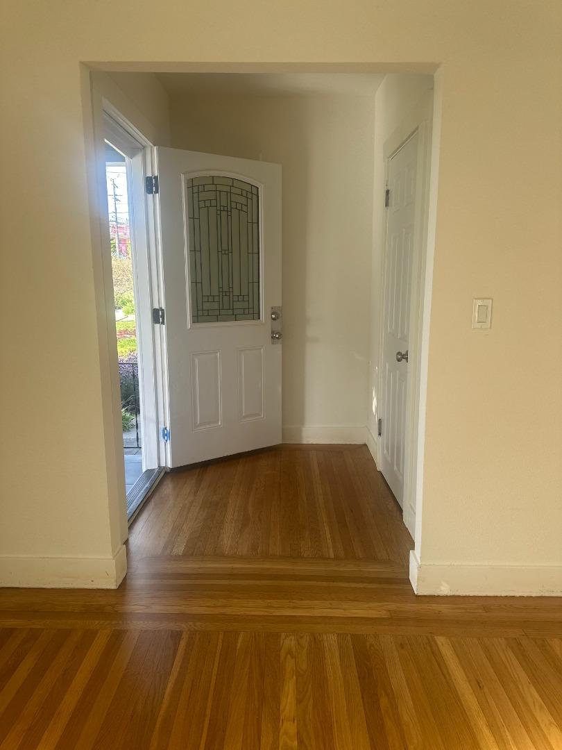Detail Gallery Image 11 of 63 For 3050 22nd Ave, Oakland,  CA 94602 - 2 Beds | 1 Baths