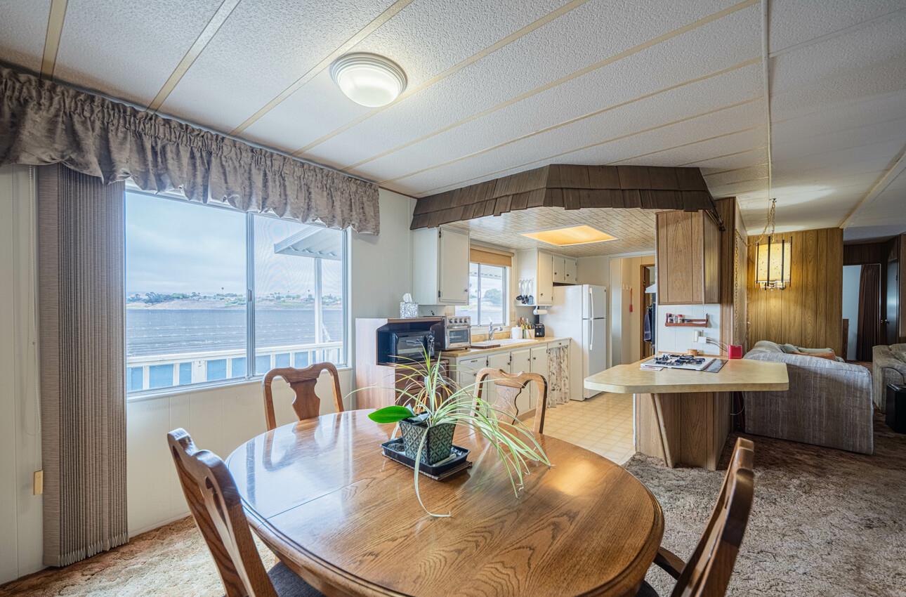 Detail Gallery Image 11 of 49 For 150 Kern St #39,  Salinas,  CA 93905 - 3 Beds | 2 Baths
