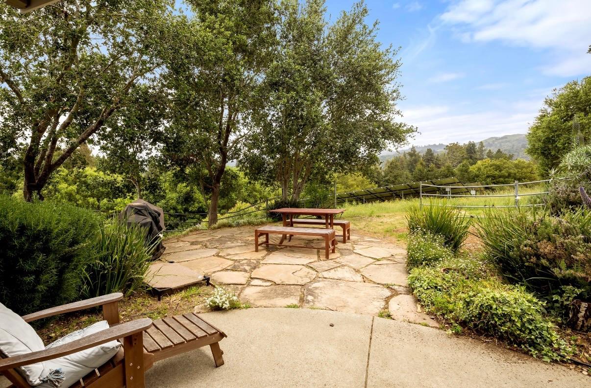 Detail Gallery Image 3 of 43 For 1175 Westridge Dr, Portola Valley,  CA 94028 - 4 Beds | 3 Baths