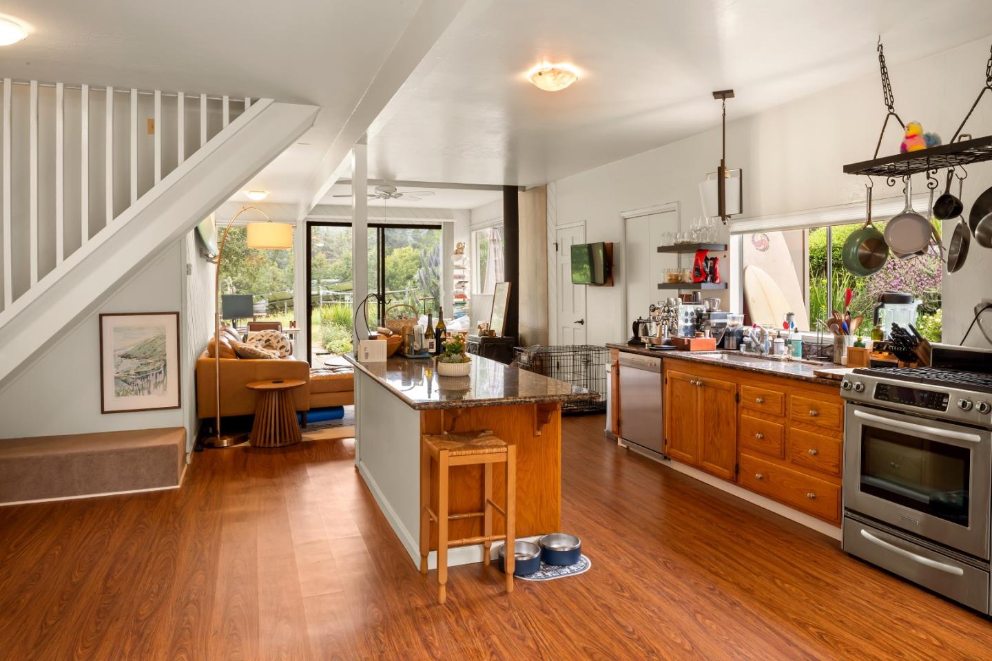 Detail Gallery Image 37 of 43 For 1175 Westridge Dr, Portola Valley,  CA 94028 - 4 Beds | 3 Baths