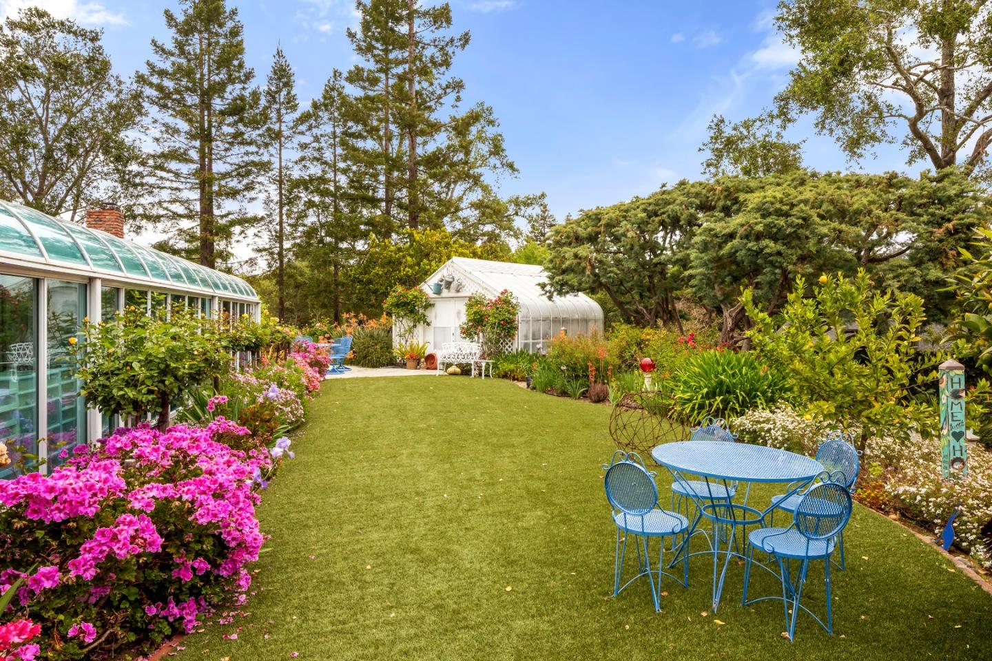 Detail Gallery Image 9 of 43 For 1175 Westridge Dr, Portola Valley,  CA 94028 - 4 Beds | 3 Baths