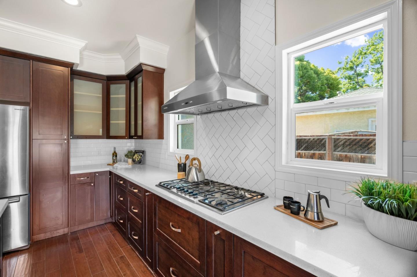 Detail Gallery Image 14 of 39 For 261 N Frances St, Sunnyvale,  CA 94086 - 3 Beds | 2/1 Baths
