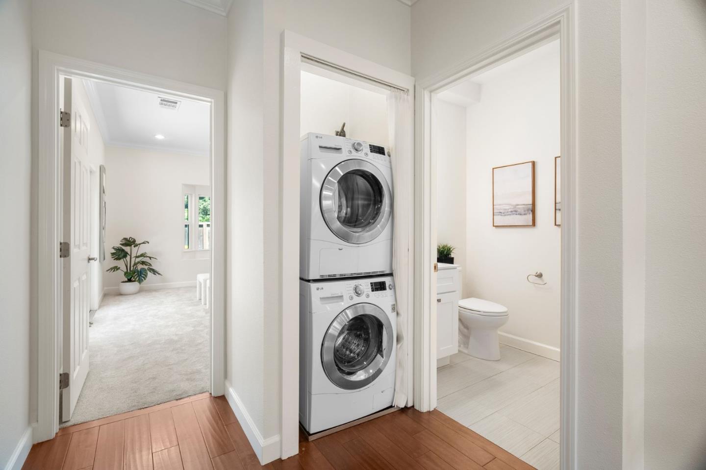 Detail Gallery Image 16 of 39 For 261 N Frances St, Sunnyvale,  CA 94086 - 3 Beds | 2/1 Baths