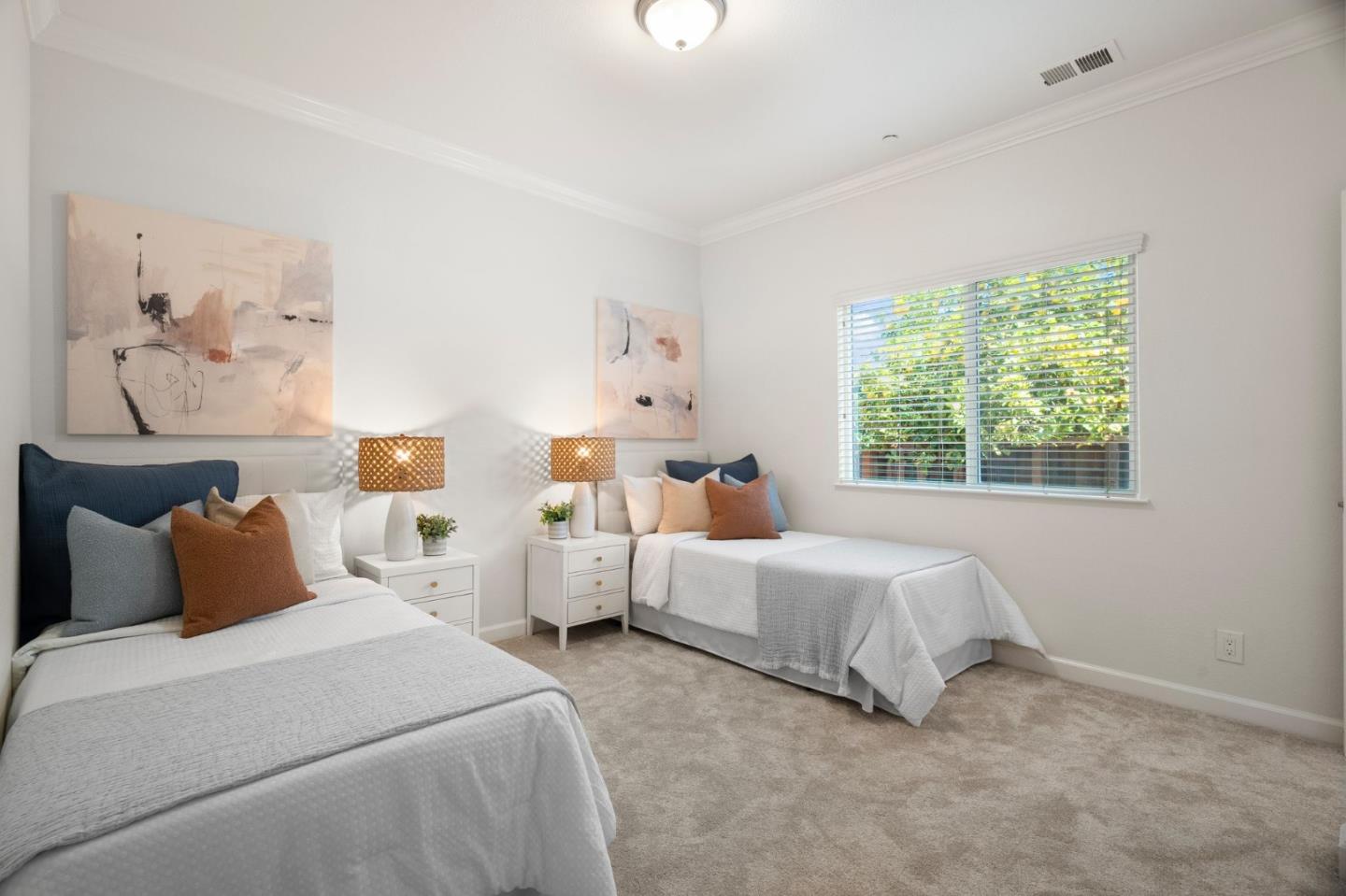 Detail Gallery Image 25 of 39 For 261 N Frances St, Sunnyvale,  CA 94086 - 3 Beds | 2/1 Baths