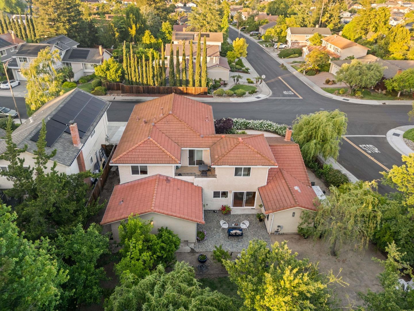 Detail Gallery Image 77 of 88 For 6543 Skyfarm Dr, San Jose,  CA 95120 - 5 Beds | 3 Baths