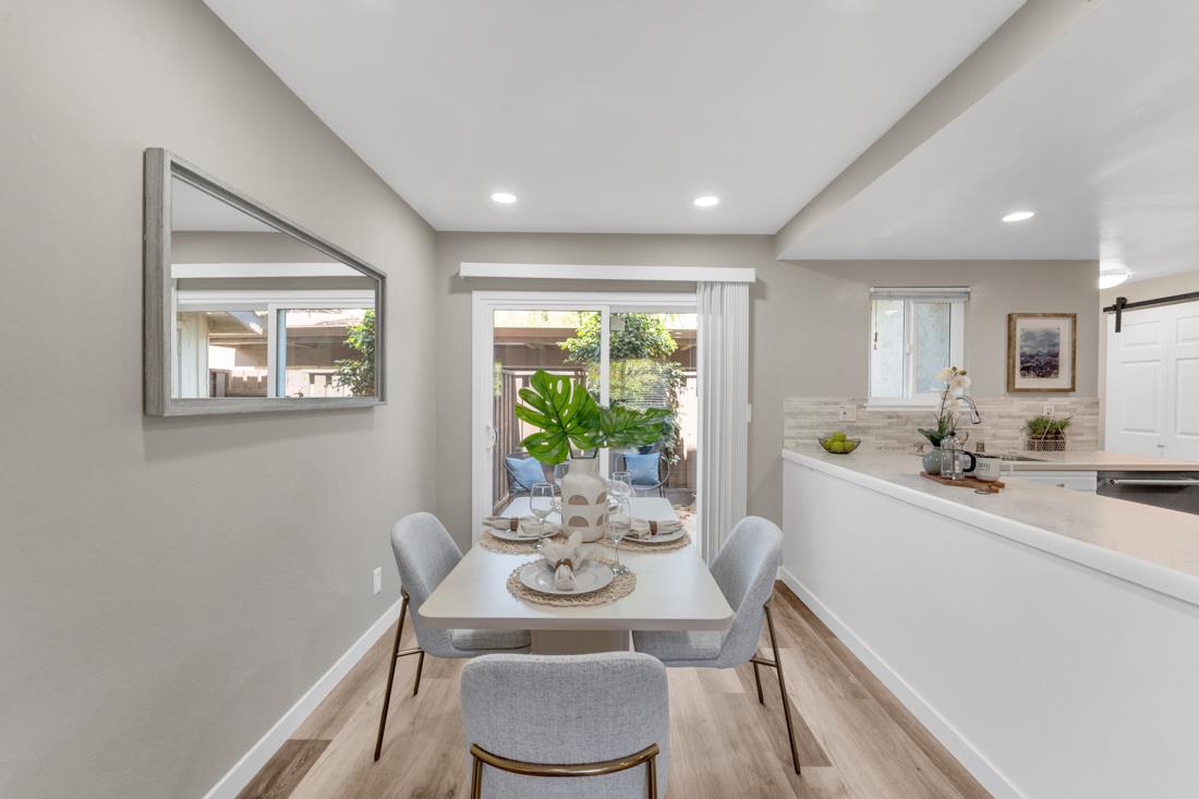 Detail Gallery Image 11 of 44 For 4926 Poplar Terrace, Campbell,  CA 95008 - 3 Beds | 1/1 Baths