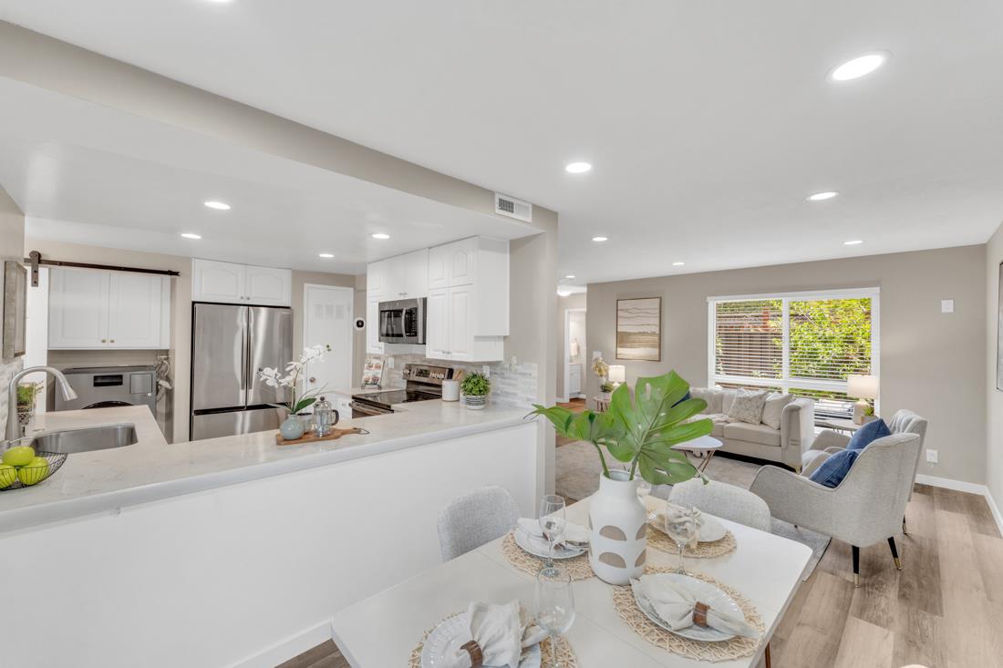Detail Gallery Image 12 of 44 For 4926 Poplar Terrace, Campbell,  CA 95008 - 3 Beds | 1/1 Baths