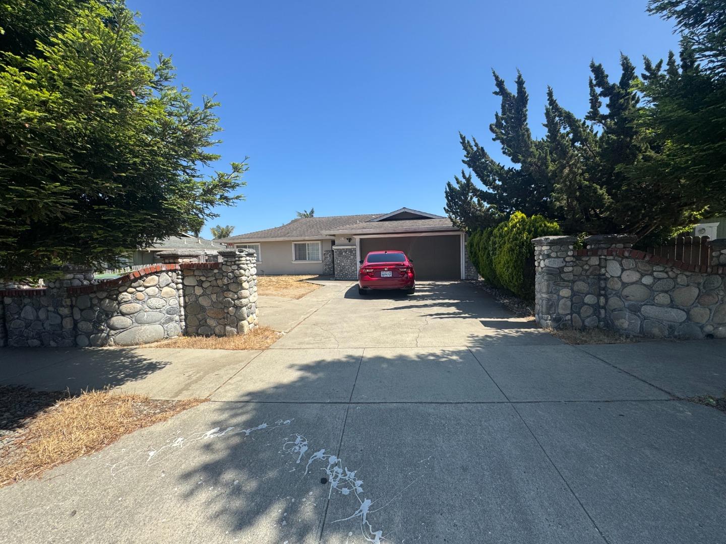 Detail Gallery Image 1 of 2 For 23 Jeanette Way, Watsonville,  CA 95076 - 4 Beds | 2 Baths