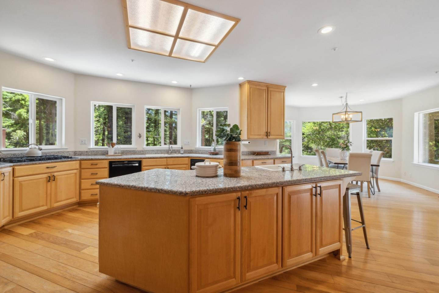 Detail Gallery Image 10 of 61 For 716 Dry Well Rd, Boulder Creek,  CA 95006 - 4 Beds | 2/1 Baths