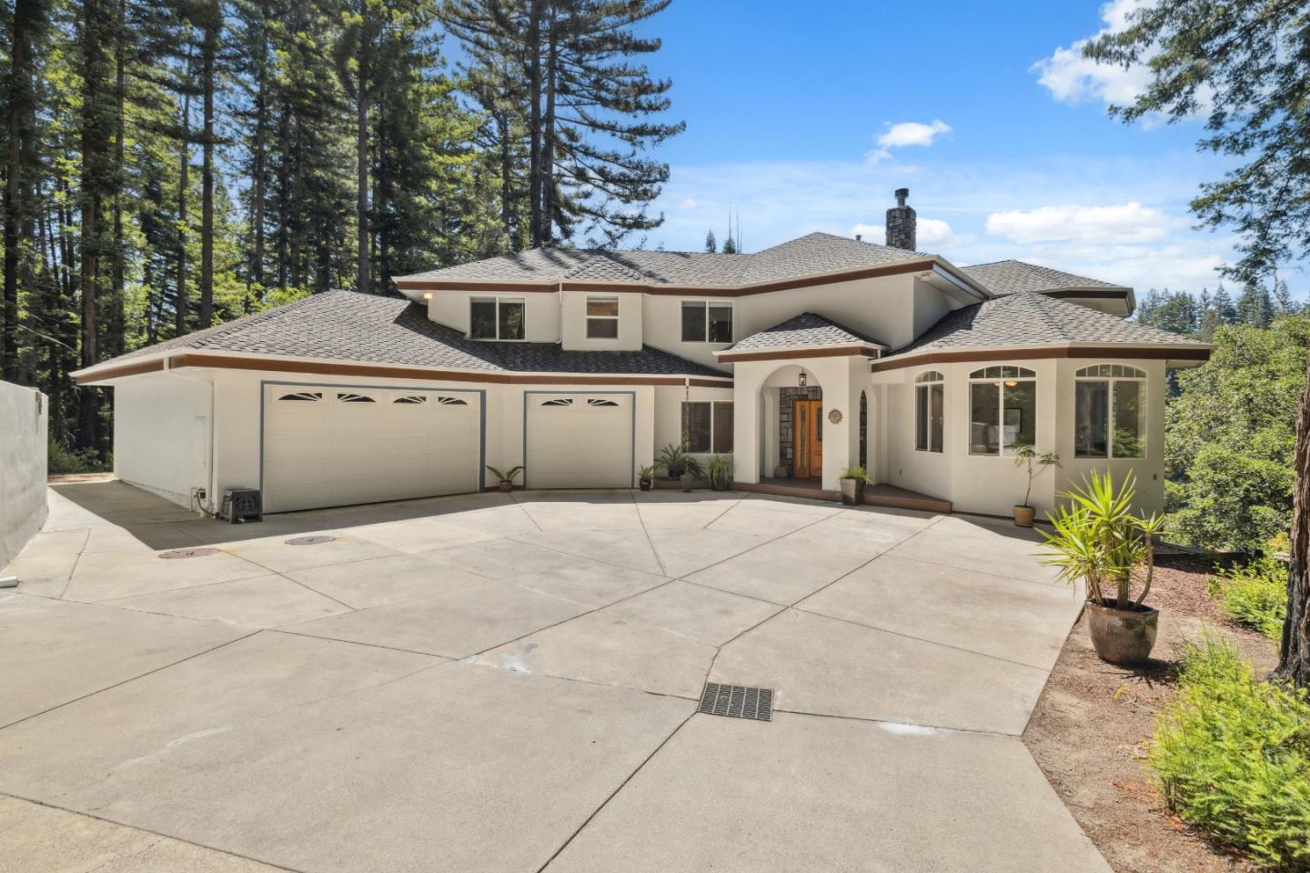 Detail Gallery Image 2 of 61 For 716 Dry Well Rd, Boulder Creek,  CA 95006 - 4 Beds | 2/1 Baths