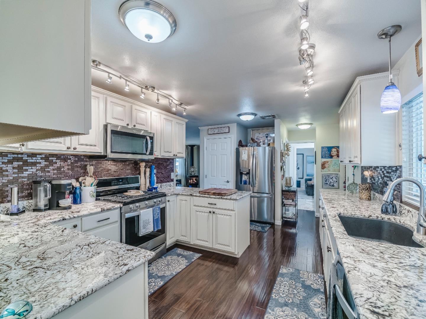 Detail Gallery Image 13 of 54 For 3231 Vineyard #37,  Pleasanton,  CA 94566 - 2 Beds | 2 Baths