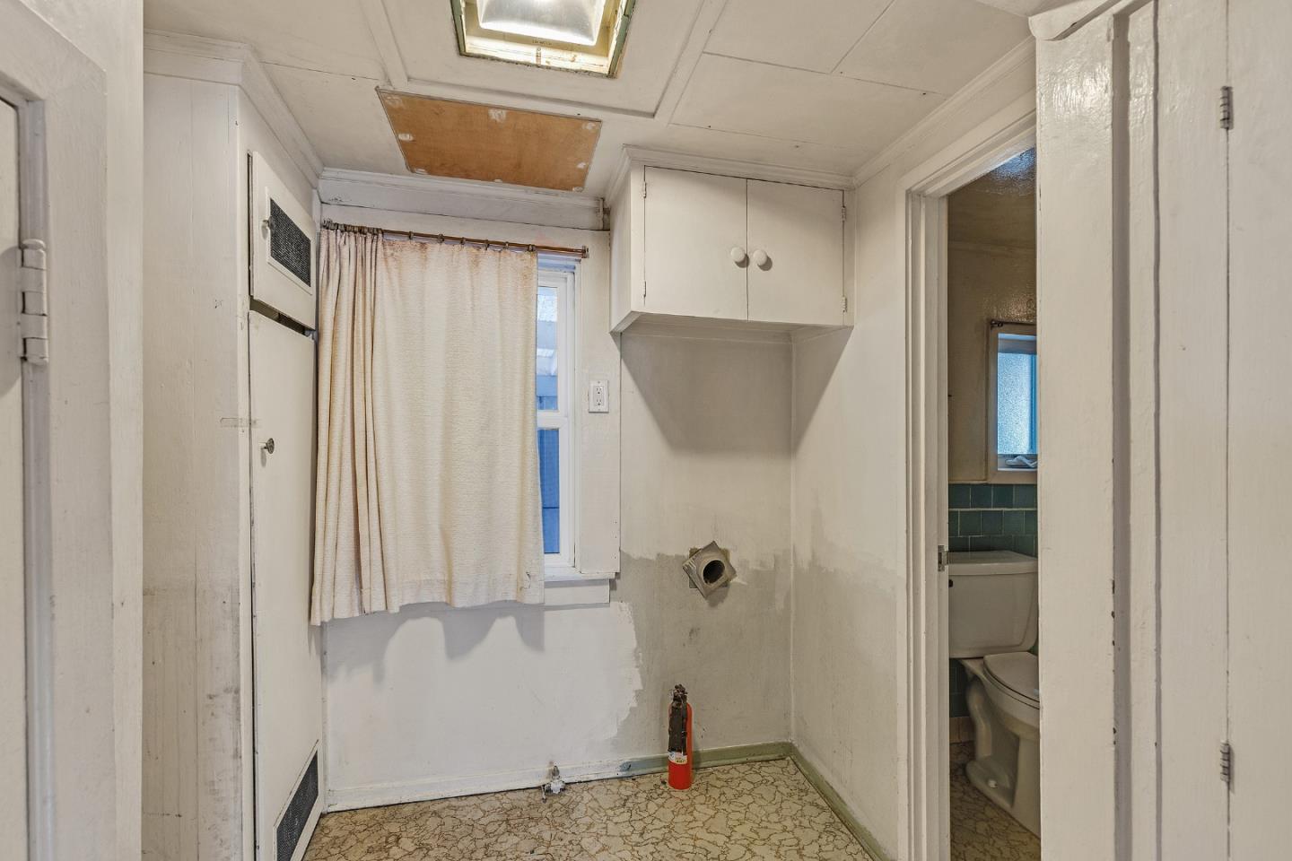 Detail Gallery Image 14 of 46 For 200 Cayuga Ave, San Francisco,  CA 94112 - – Beds | – Baths