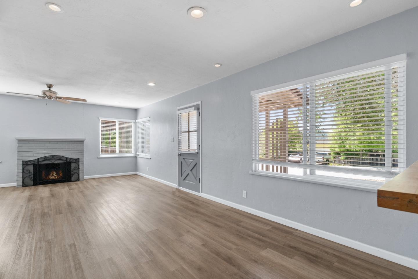 Detail Gallery Image 12 of 51 For 224 Hacienda Dr, Scotts Valley,  CA 95066 - 3 Beds | 2 Baths