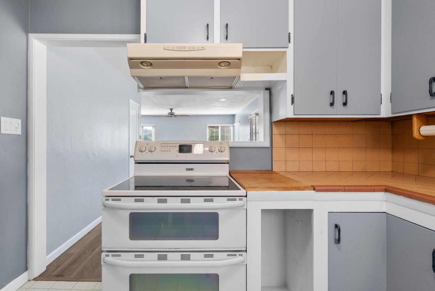 Detail Gallery Image 16 of 51 For 224 Hacienda Dr, Scotts Valley,  CA 95066 - 3 Beds | 2 Baths