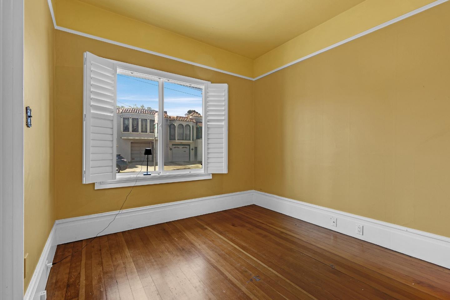Detail Gallery Image 17 of 45 For 200 Cayuga Ave, San Francisco,  CA 94112 - 5 Beds | 4 Baths