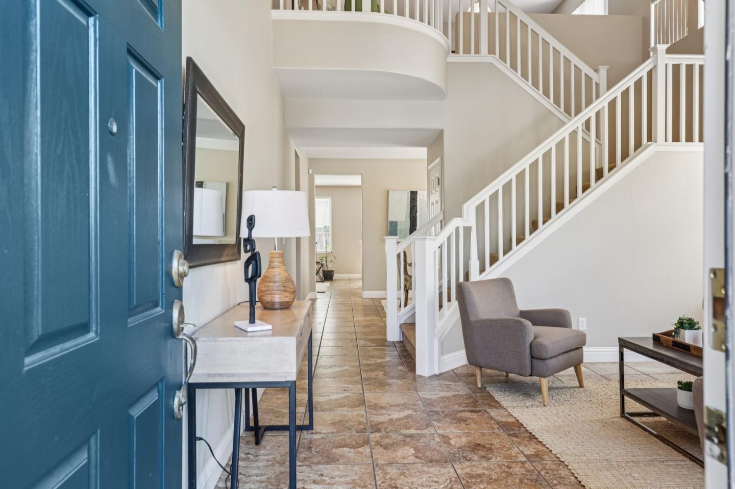 Detail Gallery Image 5 of 44 For 1460 Kyle Ct, Tracy,  CA 95377 - 4 Beds | 3 Baths