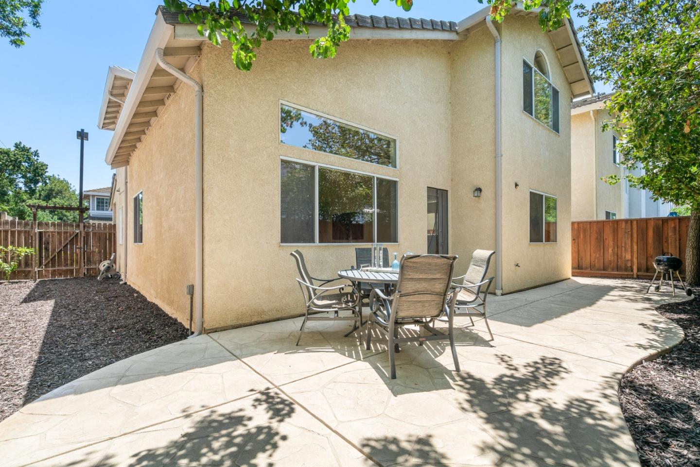 Detail Gallery Image 5 of 45 For 179 Foxglove Ln, Walnut Creek,  CA 94597 - 3 Beds | 2/1 Baths