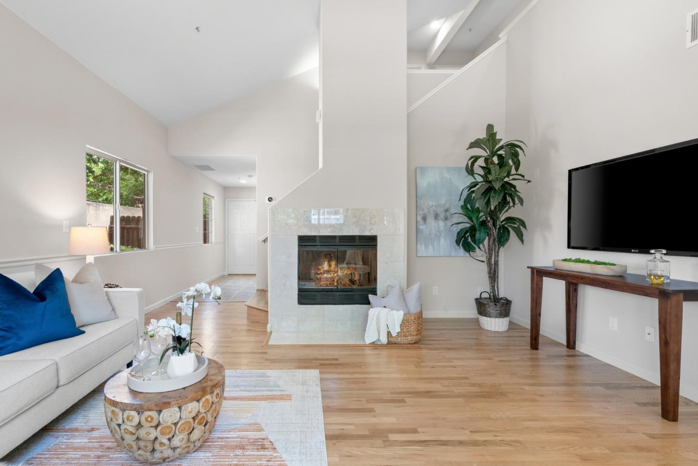 Detail Gallery Image 8 of 45 For 179 Foxglove Ln, Walnut Creek,  CA 94597 - 3 Beds | 2/1 Baths