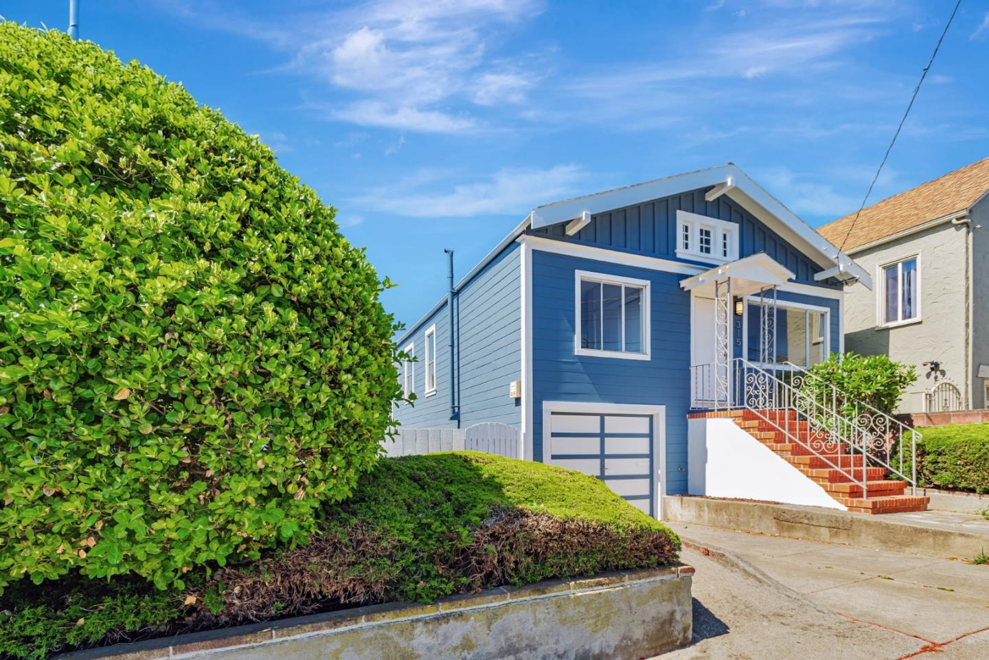 Detail Gallery Image 2 of 40 For 315 California Ave, South San Francisco,  CA 94080 - 3 Beds | 1 Baths