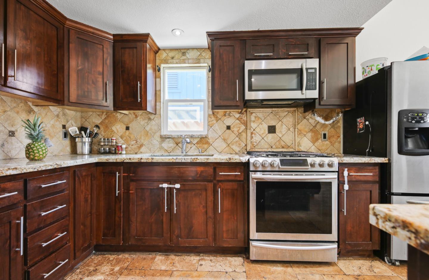 Detail Gallery Image 32 of 39 For 1936 Rouse Ct, Modesto,  CA 95351 - 4 Beds | 2 Baths