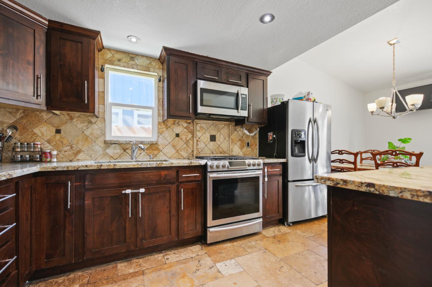 Detail Gallery Image 33 of 39 For 1936 Rouse Ct, Modesto,  CA 95351 - 4 Beds | 2 Baths