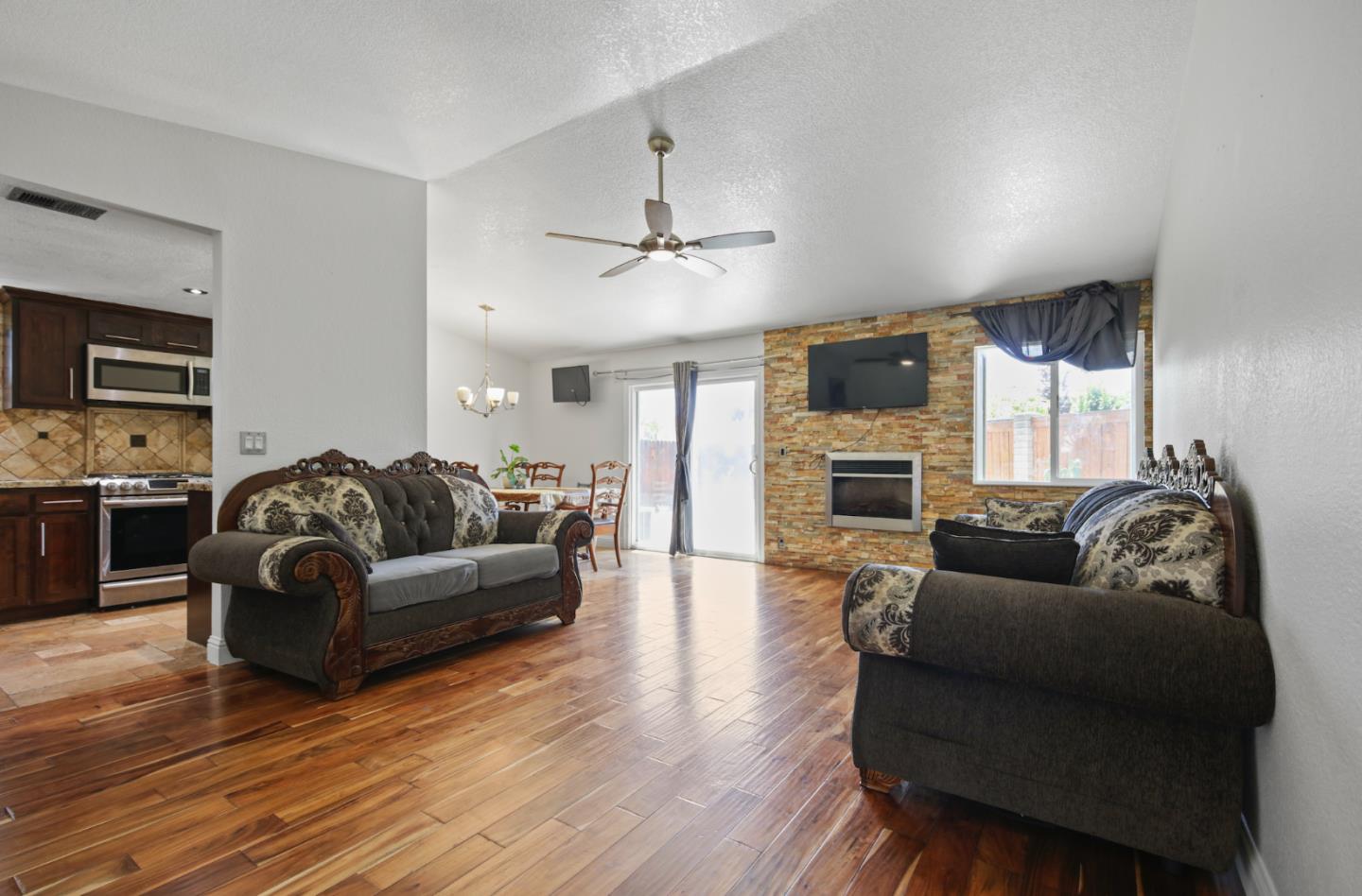 Detail Gallery Image 34 of 39 For 1936 Rouse Ct, Modesto,  CA 95351 - 4 Beds | 2 Baths
