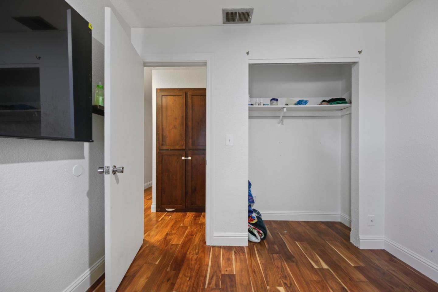 Detail Gallery Image 8 of 39 For 1936 Rouse Ct, Modesto,  CA 95351 - 4 Beds | 2 Baths