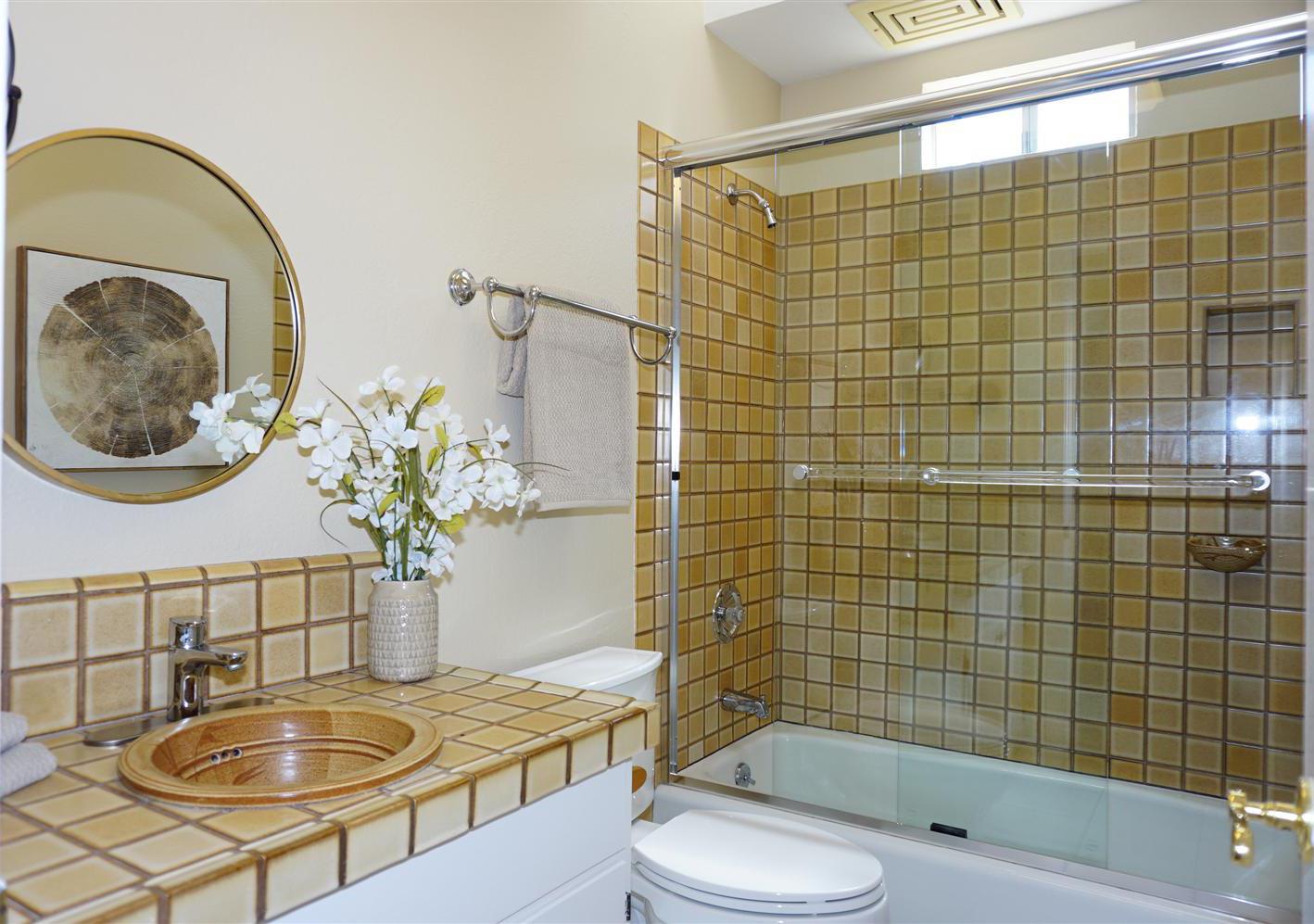 Detail Gallery Image 15 of 24 For 10481 Davison Ave, Cupertino,  CA 95014 - 3 Beds | 3 Baths