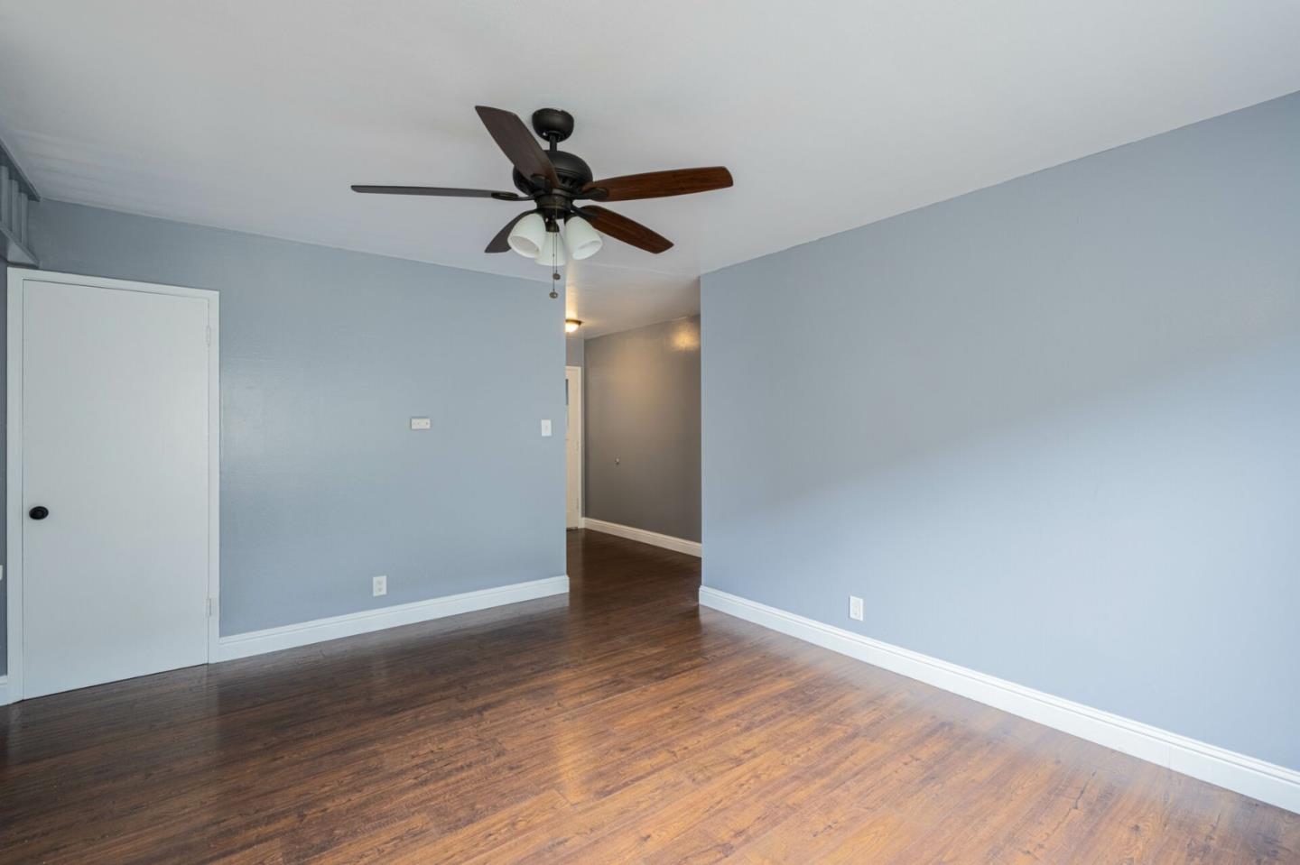 Detail Gallery Image 18 of 45 For 114 Iris Dr, Salinas,  CA 93906 - 4 Beds | 3 Baths
