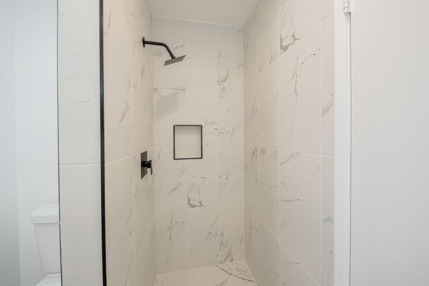 Detail Gallery Image 26 of 45 For 114 Iris Dr, Salinas,  CA 93906 - 4 Beds | 3 Baths