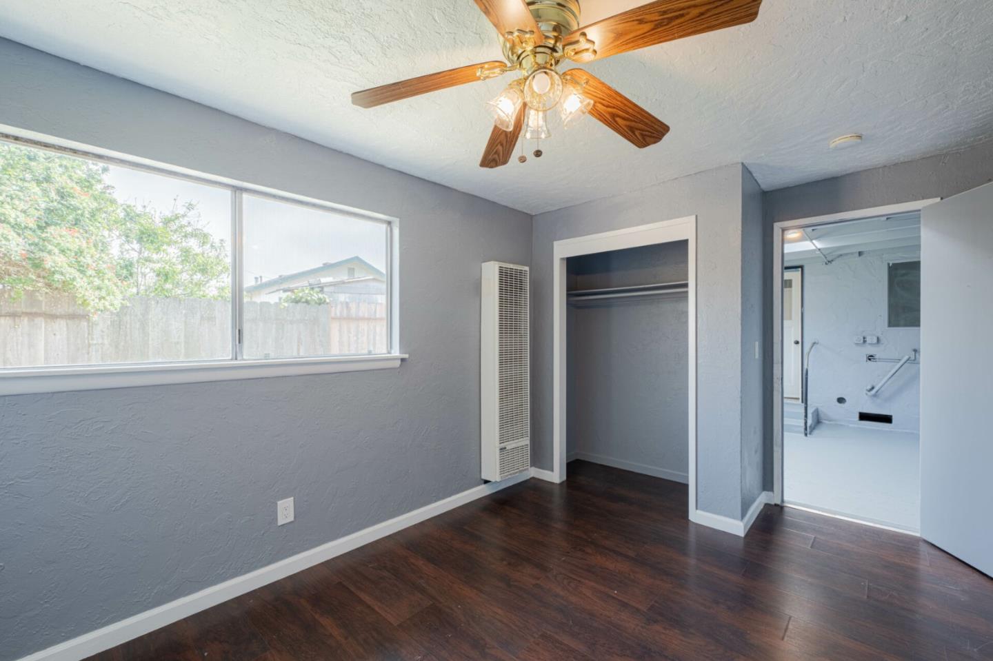 Detail Gallery Image 35 of 45 For 114 Iris Dr, Salinas,  CA 93906 - 4 Beds | 3 Baths